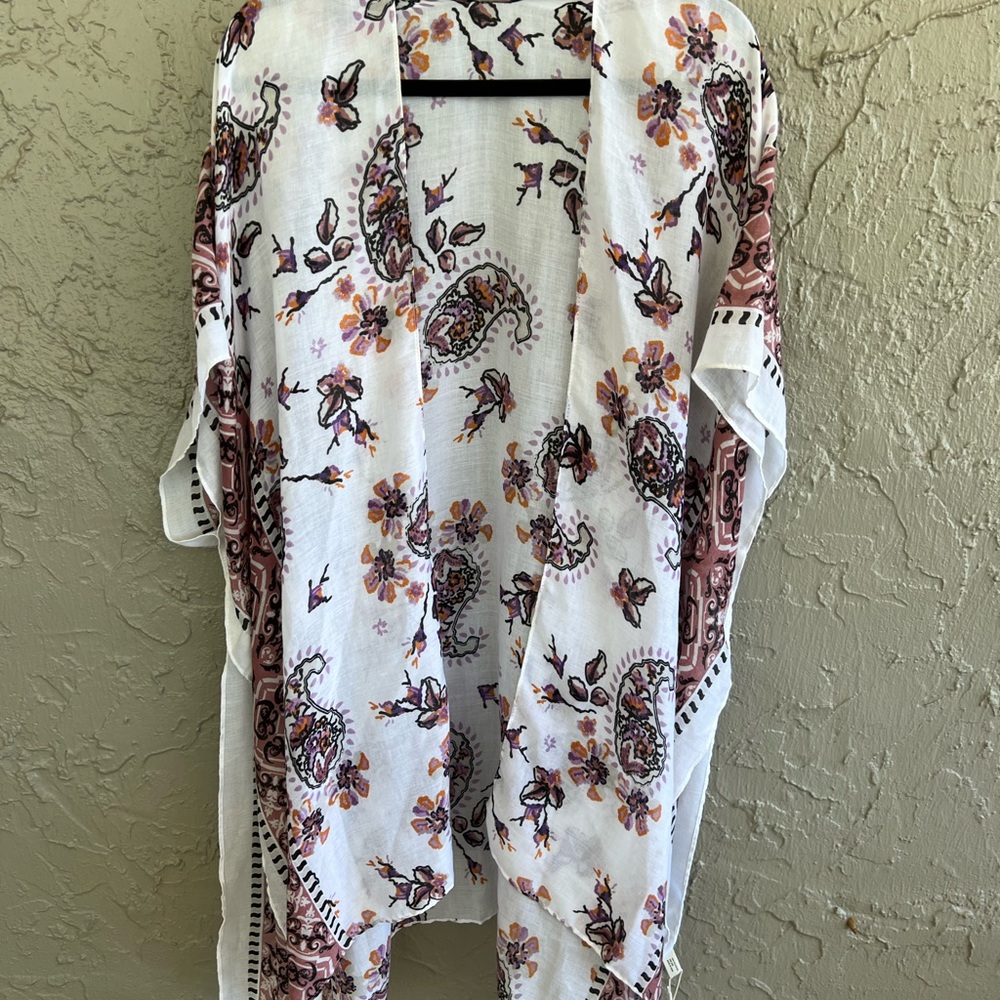 Asymmetrical White and Burgundy Kimono Top Relaxed Fit - Picture 10 of 10
